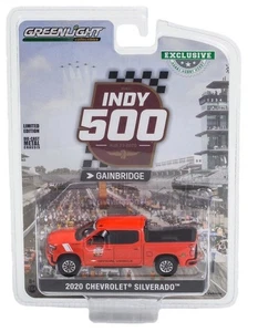 Greenlight 2020 Chevrolet Silverado 104th Indy 500 Hobby Exclusive 1:64 - Bild 1 von 2