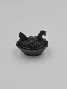 Boyd Glasschlacke Miniatur Henne auf Nest Salz - Bild 1 von 4