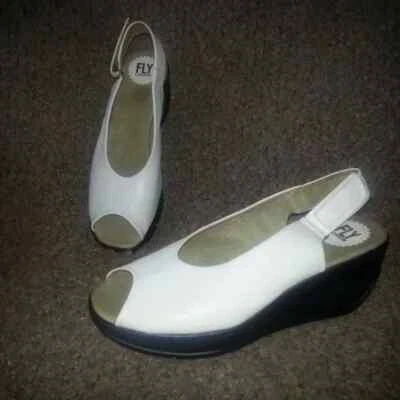 FLY LONDON-Mousse Crema Hert Plataforma Cuñas-Cuero-Talla 41-10.5M-NUEVO Foto 1 de 4