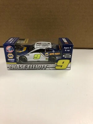 Inseguimento Elliott #9 Nappa Nascar Champion Coppa Serie 2020 1:64 Action - Immagine 1 di 4