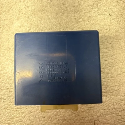 RELÉ ANTENA AÉREA ORIGINAL LEXUS GS 300 1993-97 85914-30020 Foto 1 de 4