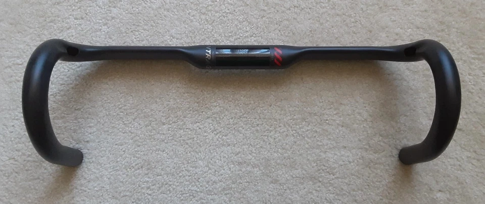 Manillar de carbono Bontrager XXX VR-C 42 Foto 1 de 2