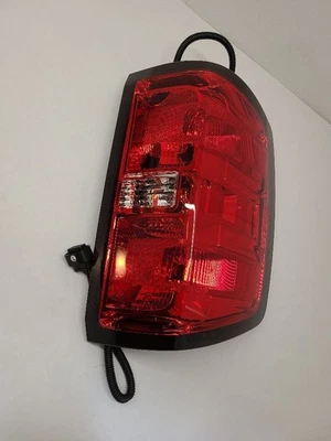 14-15 CHEVROLET SILVERADO 1500 PICKUP LH Driver Left Tail Light 23431875 - Image 1 of 4