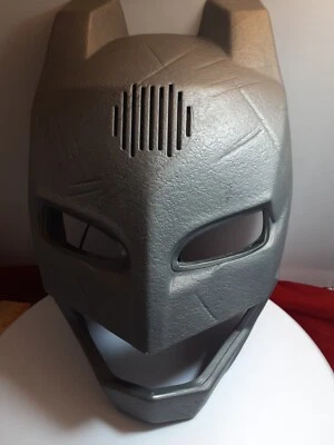 Batman Talking Helmet Face Mask Lights and Sounds Voice Changer DC Works EUC - Image 1 of 4