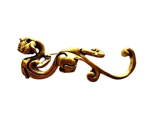 bROOCH DRAGON PANTHER MMA MODERNIST BRASS TONE METAL VINTAGE JEWELRY neocurio - Picture 1 of 6