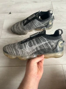 Nike Air Vapormax 2020 Flyknit Oreo UK9 - Picture 1 of 5