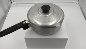 Vintage Magnalite GHC Sauce Pan Pot & Lid 2 1/2 Qt Double Spout Aluminum USA - Picture 1 of 5