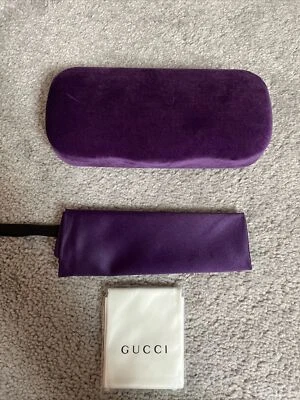 Nuevo Gucci Gafas de sol Estuche Púrpura Terciopelo Almeja Pequeño Estuche Gucci Foto 1 de 2