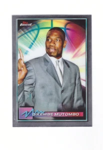 Tarjeta base 2021 Topps Finest Basketball DIKEMBE MUTOMBO #55 exclusiva en línea - Imagen 1 de 2