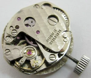 Reloj Gruen 691 INT Dama movimiento 17 joyas con segundo barrido para piezas - Imagen 1 de 3