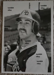 ORIGINAL PRESS PHOTO 1976 SAN DIEGO PADRES BILL GREIF RON MROWIEC - Bild 1 von 2