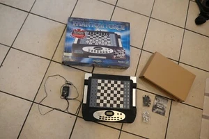 Phantom Force Excalibur Chess Set Electronic Self Moving Pieces 740D VINTAGE - Picture 1 of 7