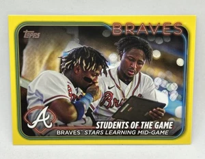 2024 Topps Serie 1 Mutige Schüler des Spiels GELB SP Parallel Acuna Albies - Bild 1 von 3