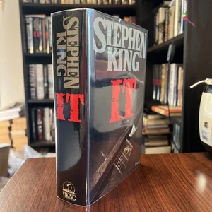 IT, Stephen King (1986, HC/DJ, 1st Edition 9th Print), 1st/9th Hardcover - Picture 1 of 11