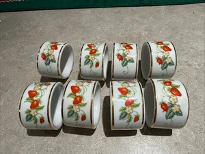 8er Set Vintage Serviettenringe Erdbeere Porzellan von Avon Cottage Shabby Chic - Bild 1 von 4