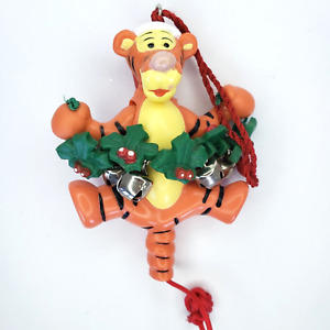 Tigger Pull String Movement Christmas Ornament Poohs Winter Wonderland Vtg 1996