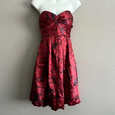 Vestido Vivienne Tam 100% seda vermelho profundo floral sem alças bainha bolha tamanho 0 regresso a casa - Imagem 1 de 4