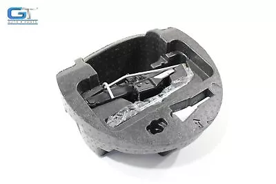 2014 - 2020 MASERATI GHIBLI EMERGENCY SPARE WHEEL JACK LIFT TOOLS & HOLDER OEM - Image 1 of 4