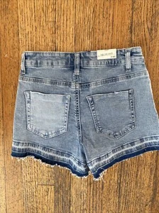 Women’s Denim High Waisted Shorts Cutoffs Jeans New Size 25 - Picture 1 of 4