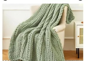 Chunky Knit 100% Hand Knit Chenille Throw Blanket Sage Green 51"X63" Admitrack - Picture 1 of 5