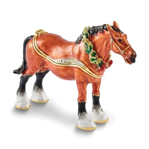 Bejeweled SPIRIT OF CHRISTMAS Horse Wreath Trinket Box Matching 18 inch Necklace - Picture 1 of 4