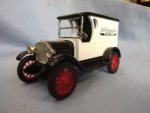 JC PENNEY 1923 CHEVROLET DELIVERY LIMITED ERTL CLASSICS 1:25th DIECAST - Picture 1 of 3