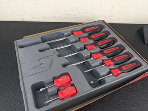 #bm461 Snap On Tools Red Screwdriver 8 Piece Set Soft Grip SGDX80BR - Picture 1 of 24