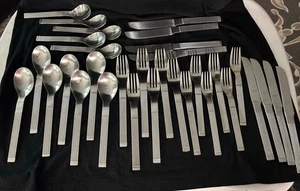 DANSK THEBE 5 PC PLACE SETTING FOR 5 VTG RIBBED STAINLESS FLATWARE SET 32 Total - Picture 1 of 9