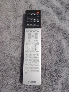 Mando a distancia Yamaha RAV536 ZP6011 probado y funcionando envío rápido OEM - Imagen 1 de 8
