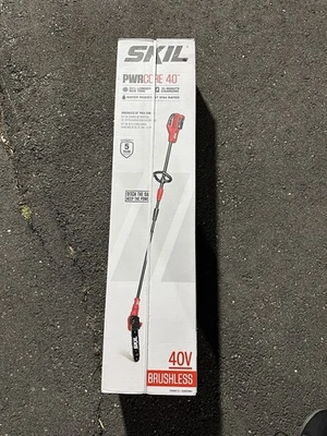 SKIL PS4561C-10 PWR CORE 40 Kit de sierra de poste sin escobillas con batería y cargador de 2,5 Ah Foto 1 de 3