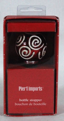 PIER 1 NAVIDAD ROJO CON REMOLINOS BLANCOS TAPÓN BOTELLA VIDRIO 3"" ALTO NUEVO EN CAJA Foto 1 de 4