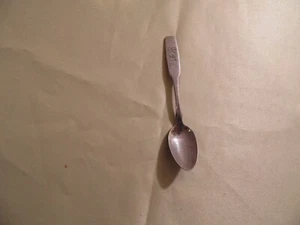 Oneida LTD Silversmiths Spoon Manitoba / Made in Canada / Free Domestic Shipping - Picture 1 of 3