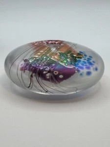 Vintage 1993 GLASSHOUSE STUDIO Brakken 4" irisierende Kunstglas Öllampe Briefbeschwerer - Bild 1 von 15