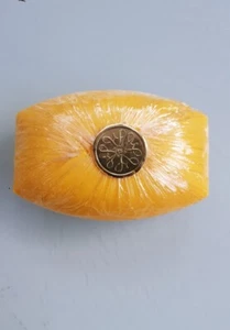 Avon Honeysuckle Bath Soap Large 140g 4.9oz Discontinued - Picture 1 of 8