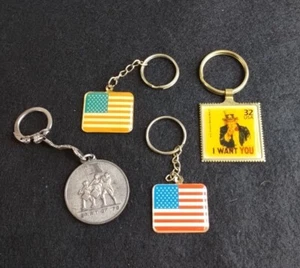 Vintage Keychain AMERICAN FLAG VFW Uncle Sam Bicentennial Veteran Liberty USA - Picture 1 of 8