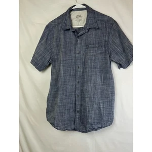 Gravel Gear Men's Size Medium Blue Chambray Short Sleeve Button Up Shirt - Picture 1 of 6