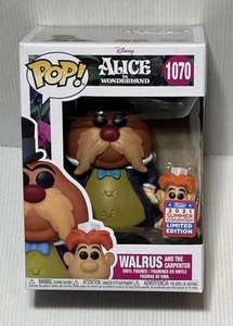 Funko Pop Vinyl - Walrus And The Carpenter #1070 : 2021 Summer Convention - Picture 1 of 6