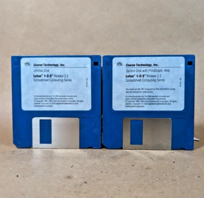 Vintage Lotus 123 DOS Release 2.2 Floppy Disk Set - Image 1 of 4