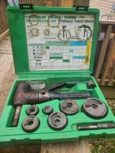 GREENLEE 7906SB QUICK DRAW 90 HYDRAULIC PUNCH DRIVER 1/2"-2" KNOCKOUT SET Used - Picture 1 of 8