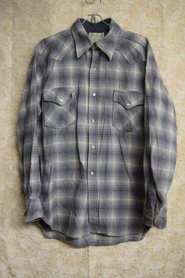 1970s VTG Pendleton 100% Virgin Wool Pendleton OR Shacket Shirt Warm Pearl Snap  - Image 1 of 4