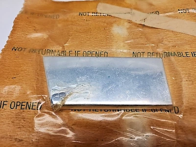 Tapicería de cuarto de neumático delantero/trasero GM 10019343 1982-91 Pontiac 6000 LE/SE/STE (799) OEM Foto 1 de 4