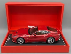Modellini auto 1:18 MR Collection Ferrari F12 Berlinetta piastra in pelle Ltd 17/199 IMBALLO ORIGINALE - Foto 1 di 19