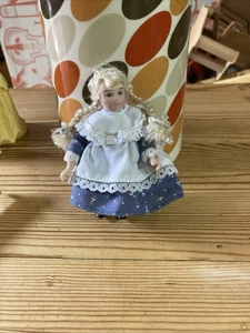 1/12 Scale Dollhouse Victorian Child Doll Little Girl Porcelain Face Hands Feet - Picture 1 of 9