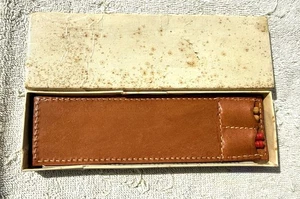 KLEINES HANDGEFERTIGTES KRIPPENSPIEL AUS LEDER - THAILAND - WIE ABGEBILDET - Bild 1 von 4