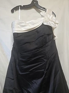 Davids Bridal F14430 Satin Formal Long Gown Dress One Shoulder Sz 20 Black/Ivory - Picture 1 of 10