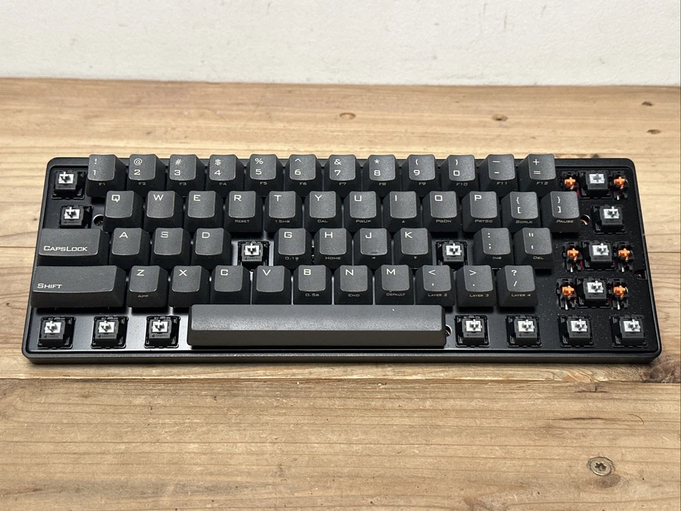Teclado mecánico Vortex POK3R estuche negro 60 %, teclas PBT cereza *TECLAES FALTANTES* Foto 1 de 4