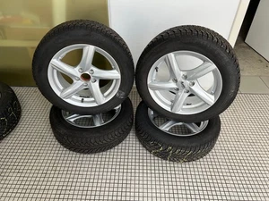 217-Audi A1 Winterreifensatz Fulda-185/60/R15 Mit Advanti Alu:48490-ET:39-LK:100 - Bild 1 von 18