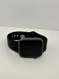 Apple Watch Series 5 - 44mm - GPS | Space Grey - Fair Condition - Photo 1 sur 3