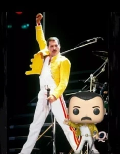FUNKO POP! ROCKS: Queen - Freddie Mercury Wembley 1986 (Vinyl Figure) - Picture 1 of 11