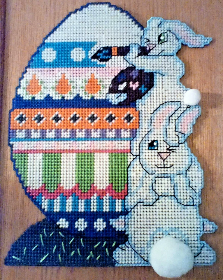 Plastic Canvas *FINISHED* Item----Painting Bunnies - Image 1 of 1